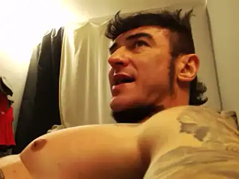 Snapshot of ballardbret chatting on 01-06-25, 06:58 ballardbret online show from 01-06-25, 06:58