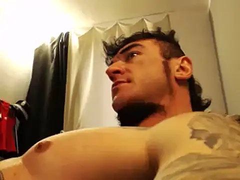 Snapshot of ballardbret chatting on 01-13-25, 07:32 ballardbret online show from 01-13-25, 07:32