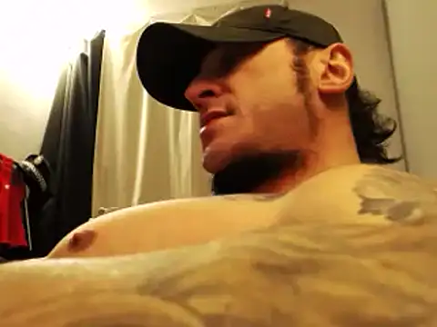 Snapshot of ballardbret chatting on 01-22-25, 03:31 ballardbret online show from 01-22-25, 03:31