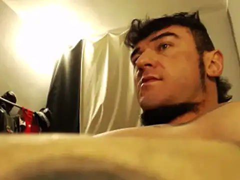 Snapshot of ballardbret chatting on 03-16-25, 04:09 ballardbret online show from 03-16-25, 04:09