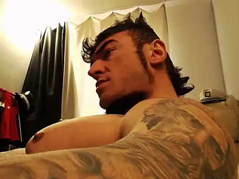 Snapshot of ballardbret chatting on 03-23-25, 07:09 ballardbret online show from 03-23-25, 07:09