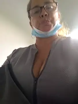 natally ross21 online show from 05-31-26, 06:53