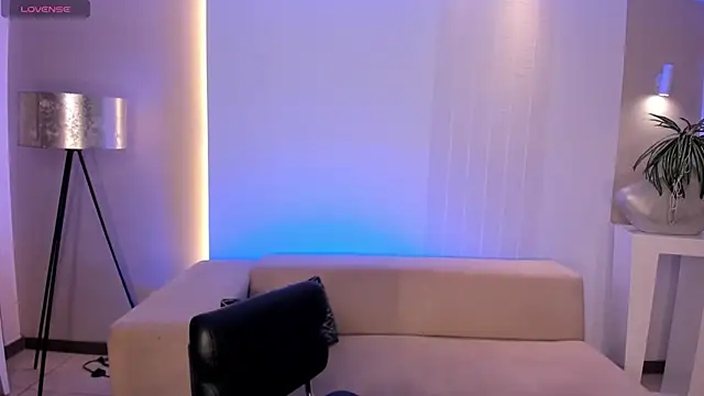 SamanthaKlein  online show from 10-27-25, 01:53