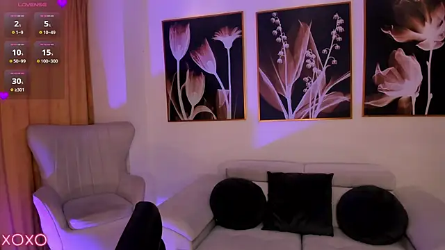 SamanthaKlein  online show from 03-11-26, 03:23