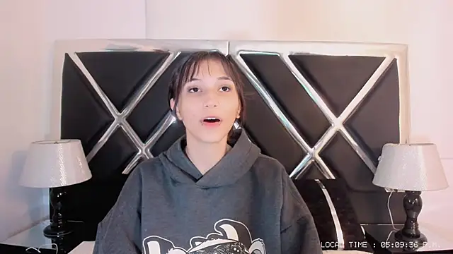 Snapshot of Naomi-Haruno chatting on 03-20-25, 10:10 Naomi-Haruno online show from 03-20-25, 10:10