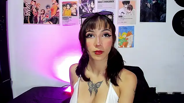 Snapshot of Naomi-Haruno chatting on 10-09-25, 09:13 Naomi-Haruno online show from 10-09-25, 09:13