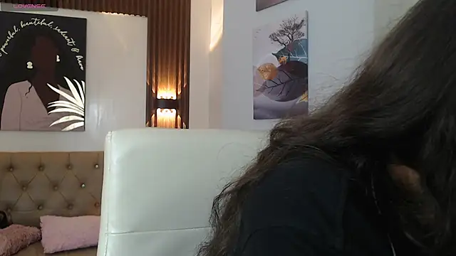 xlunna online show from 09-17-25, 07:37