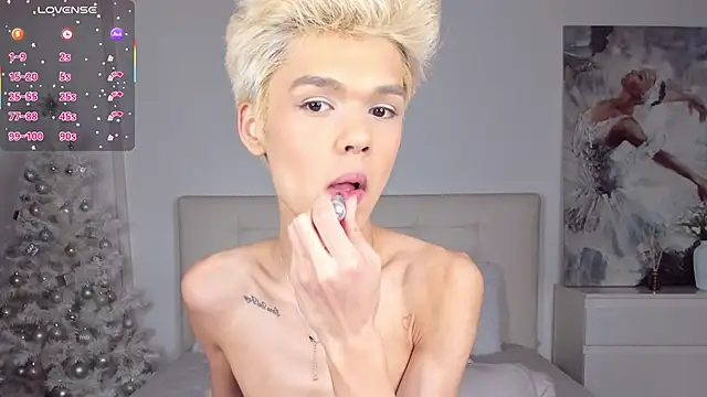 Snapshot of Felix_Rey chatting on 01-10-26, 08:43 Felix Rey online show from 01-10-26, 08:43