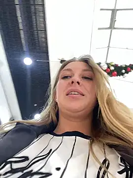 Sweet   Emily online show from 11-09-25, 12:47