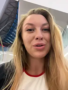 Sweet   Emily online show from 11-18-25, 01:37