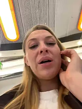 Sweet   Emily online show from 12-19-25, 12:12