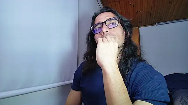 Snapshot of RustyGray chatting on 02-28-25, 05:59 RustyGray online show from 02-28-25, 05:59