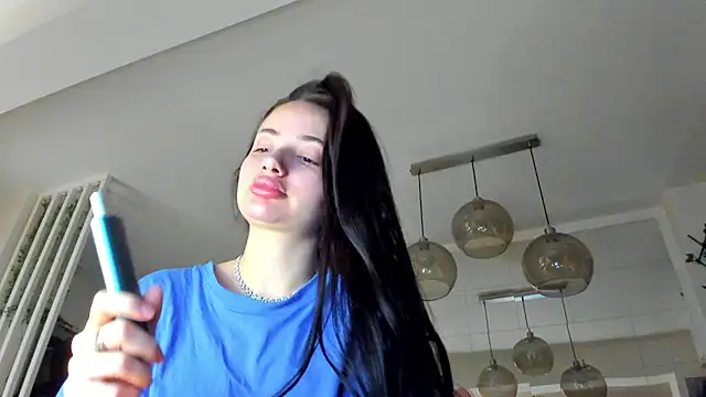 IreneVON online show from 11-04-25, 04:33