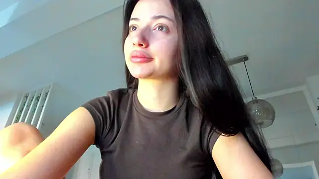 IreneVON online show from 11-22-25, 06:01