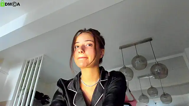 Snapshot of IreneVON chatting on 07-04-26, 04:07 IreneVON online show from 07-04-26, 04:07
