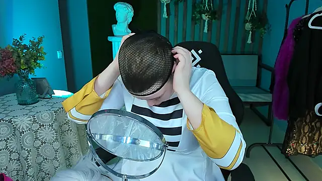 FioraMarmoris online show from 02-22-25, 08:18