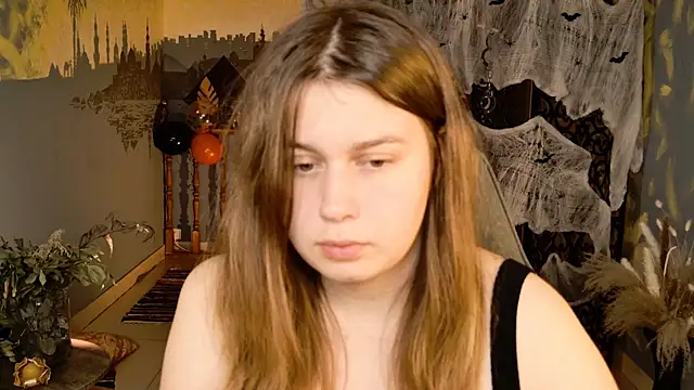 FioraMarmoris online show from 10-18-25, 07:31