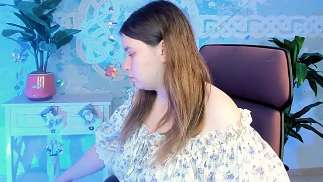 FioraMarmoris online show from 12-20-25, 05:36