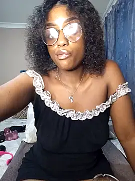 Queen-Chocolate online show from 01-30-25, 11:55