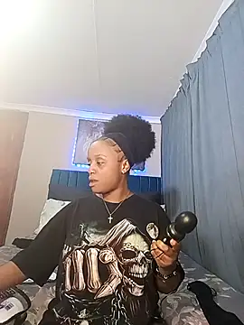 Queen-Chocolate online show from 11-13-25, 10:41