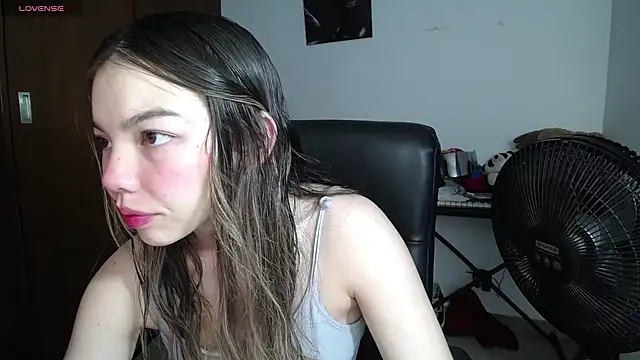 venelope1 online show from 02-11-25, 03:29