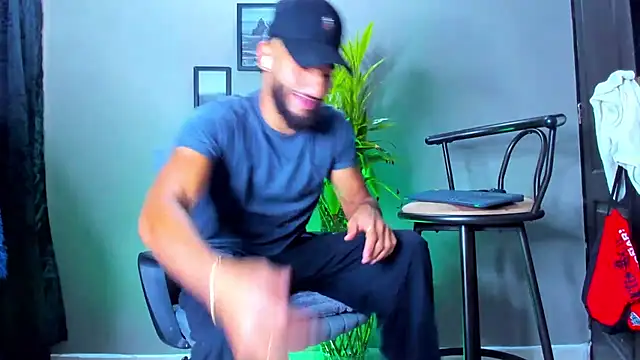 Damian 022 online show from 01-11-26, 06:13