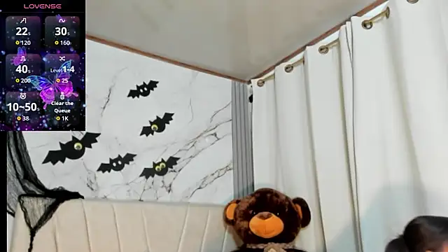 Snapshot of angeli_sexi chatting on 10-29-25, 12:57 angeli sexi online show from 10-29-25, 12:57