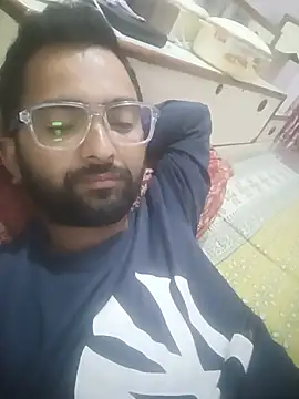 Snapshot of sagarghai07 chatting on 06-19-26, 05:17 sagarghai07 online show from 06-19-26, 05:17