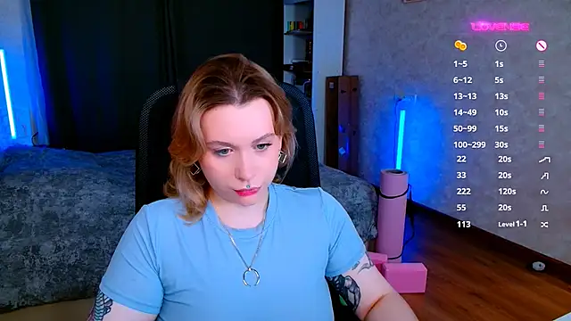 Snapshot of Blueberry-baby chatting on 12-07-24, 09:11 Blueberry-baby online show from 12-07-24, 09:11