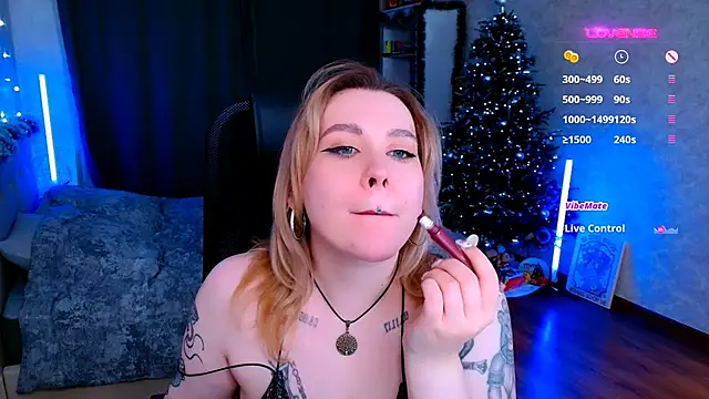 Snapshot of Blueberry-baby chatting on 12-22-24, 07:52 Blueberry-baby online show from 12-22-24, 07:52