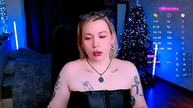 Snapshot of Blueberry-baby chatting on 01-13-25, 07:31 Blueberry-baby online show from 01-13-25, 07:31