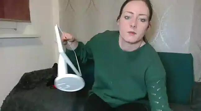 Jasmin-White online show from 12-20-24, 05:18