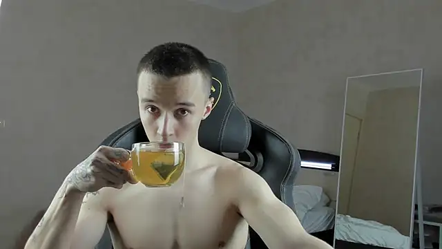 MasonWarholl online show from 12-23-24, 10:33