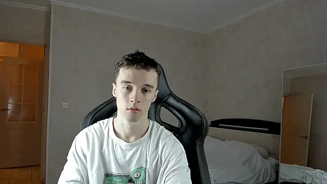 MasonWarholl online show from 03-01-25, 01:40