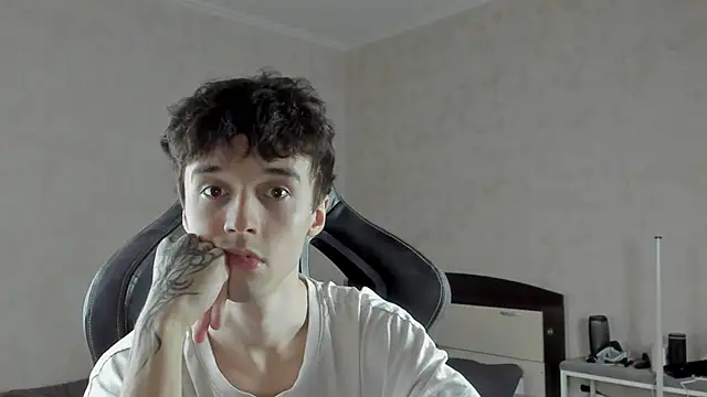 MasonWarholl online show from 03-05-26, 02:18