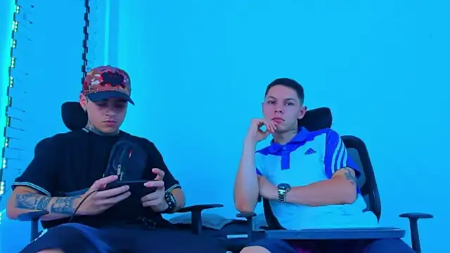 HOT boy2025 online show from 11-08-25, 11:36