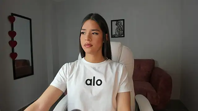 Snapshot of Alice23jones chatting on 03-07-25, 12:45 Alice23jones online show from 03-07-25, 12:45