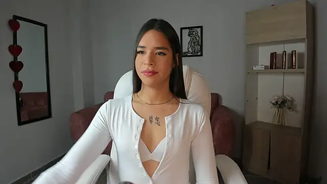 Snapshot of Alice23jones chatting on 03-13-25, 12:35 Alice23jones online show from 03-13-25, 12:35