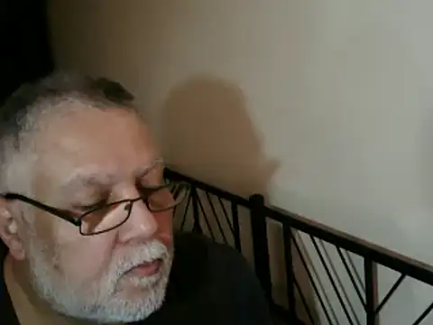 100Tauros online show from 10-27-25, 10:08