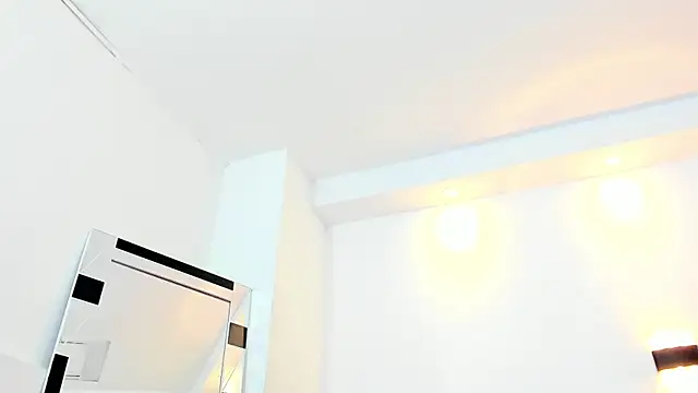 Snapshot of Juliabadlee chatting on 03-03-25, 02:47 Juliabadlee online show from 03-03-25, 02:47