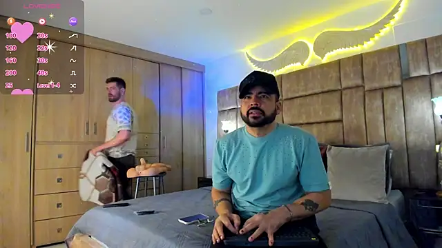 Snapshot of petterwilly1 chatting on 02-05-26, 11:20 petterwilly1 online show from 02-05-26, 11:20