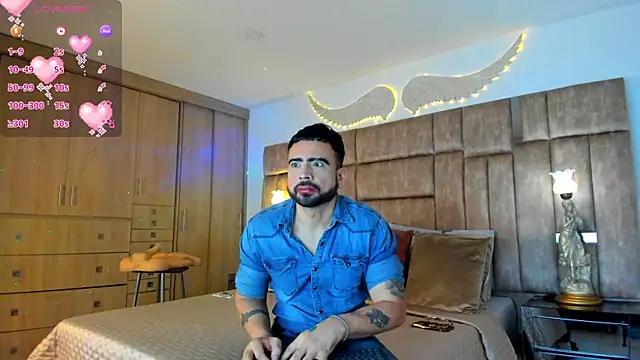 petterwilly1 online show from 07-12-26, 03:03