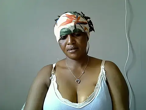 Hot Caro online show from 12-28-24, 10:58