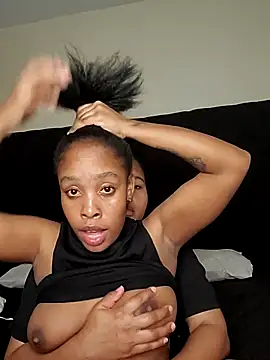 R-thequeen online show from 12-14-25, 11:20