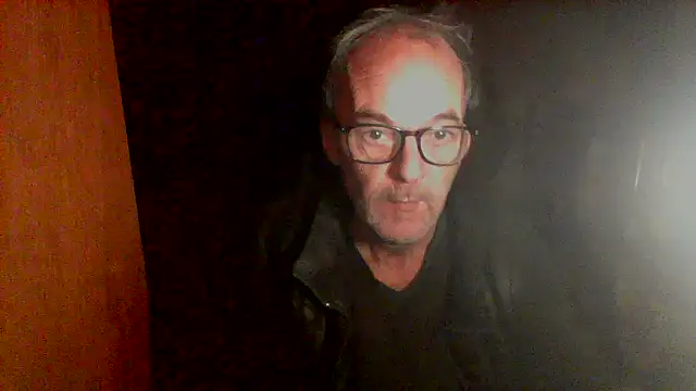 Snapshot of nice6incs chatting on 11-25-25, 11:05 nice6incs online show from 11-25-25, 11:05