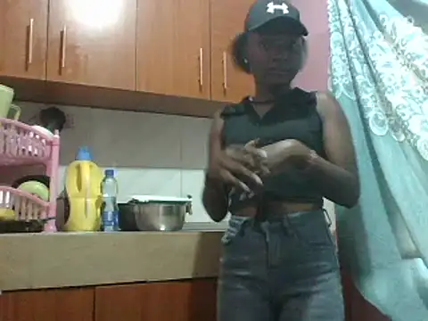 petite 12 online show from 01-15-25, 03:07