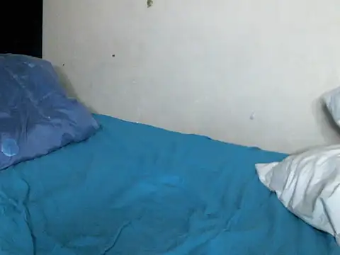 petite 12 online show from 10-15-25, 06:30