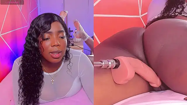 zoeethompson cm online show from 10-23-25, 11:09