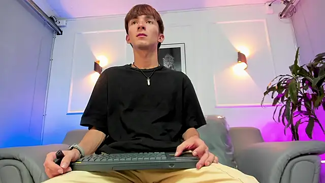 Jake evans online show from 04-12-26, 04:50