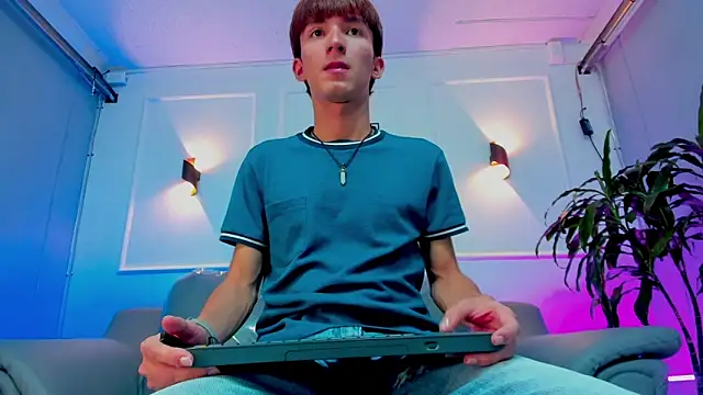 Jake evans online show from 04-14-26, 05:02